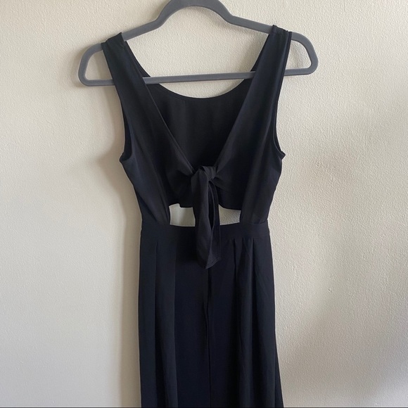 jealous Tomato Asymmetrical Back Bow Tie Dress - Picture 5 of 6